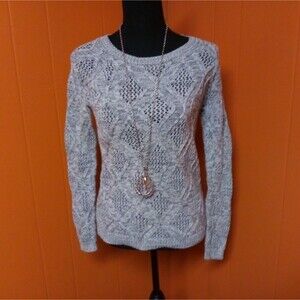 Gray sweater sz xs crochet style